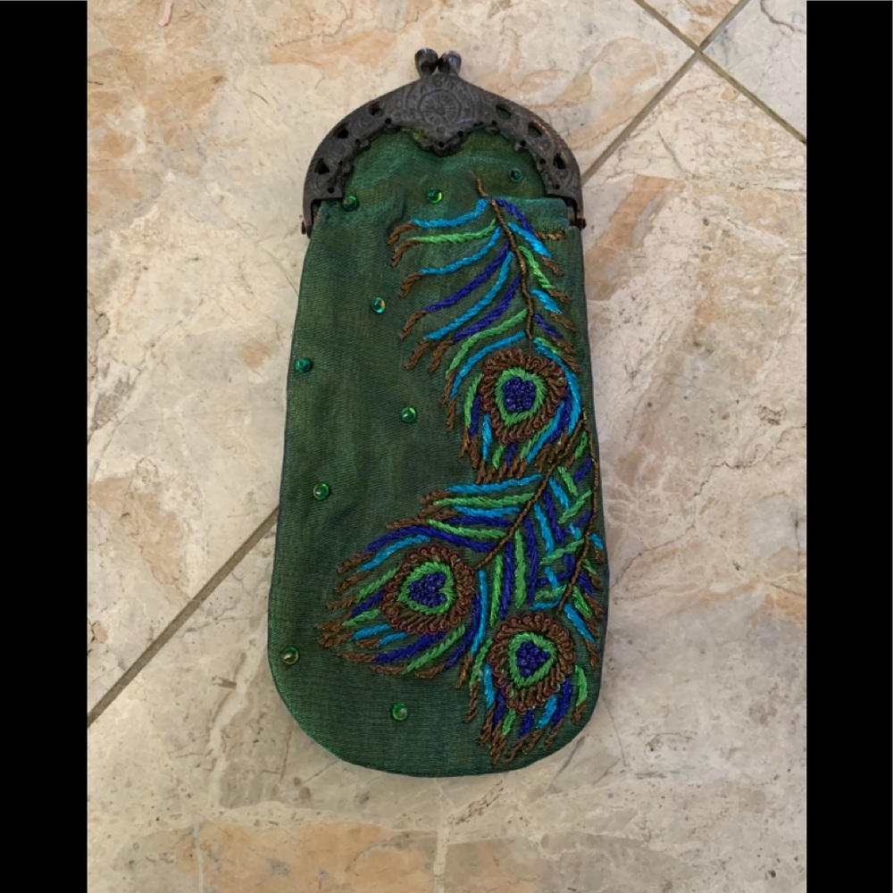 NWOT Vintage Katherines C Embroidered Green Beaded Hand Design Coin Wallet/Purse